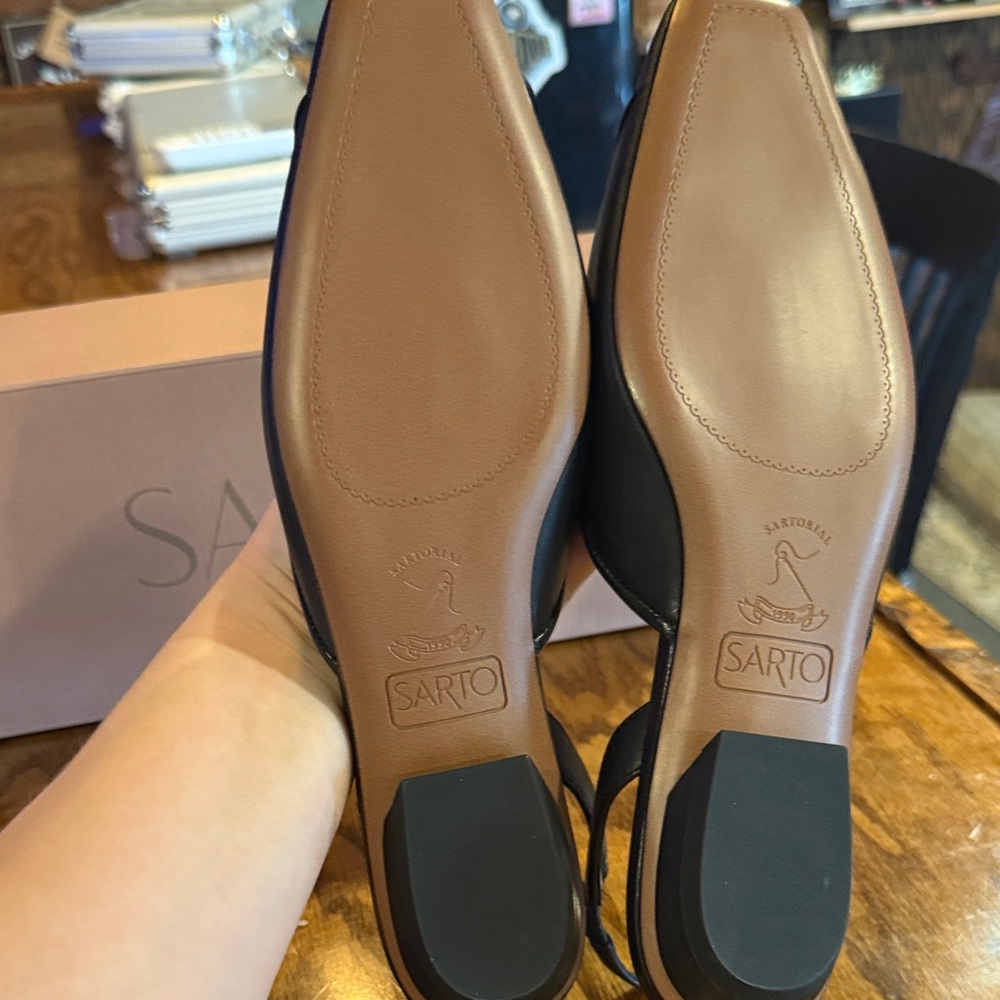 SARTO By Franco Sarto Debbie Flats - Picture 9 of 10